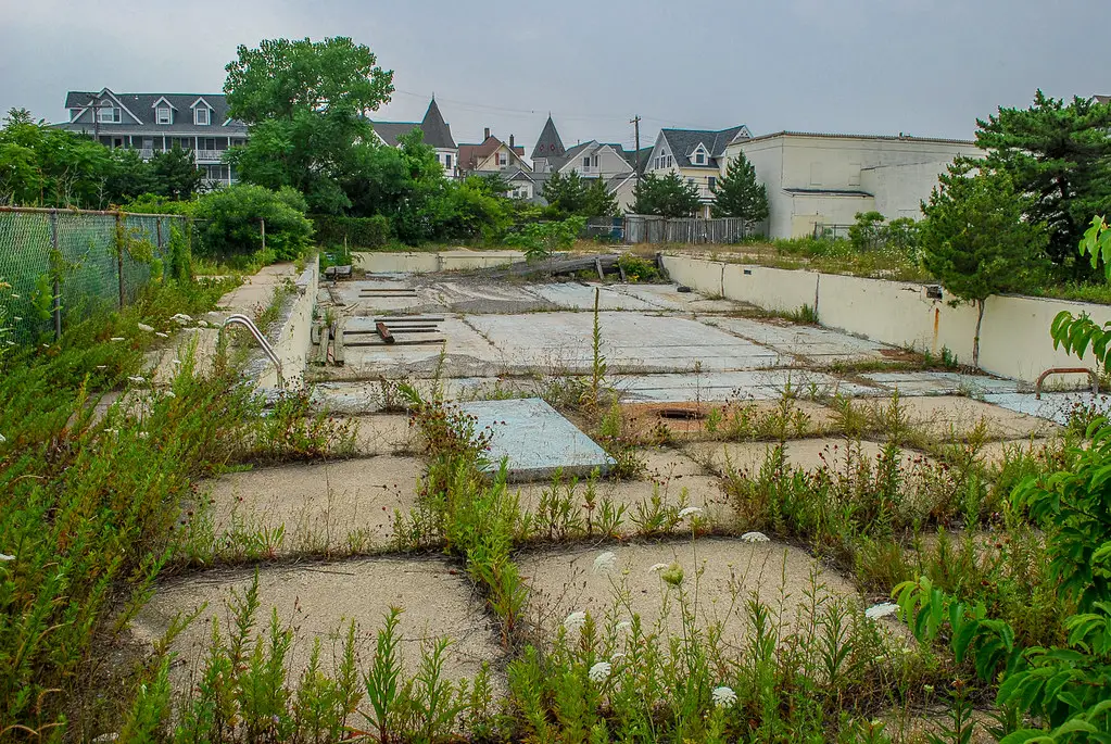 Repurposing Old Swimming Pool