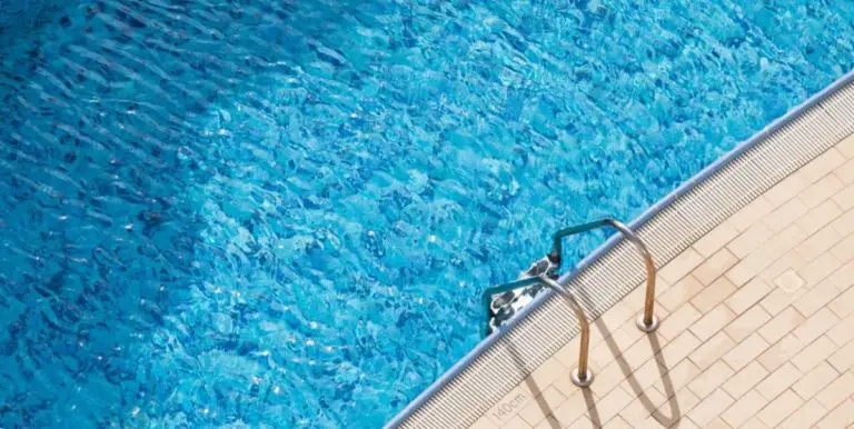 Can Bleach Be Used in Swimming Pools?