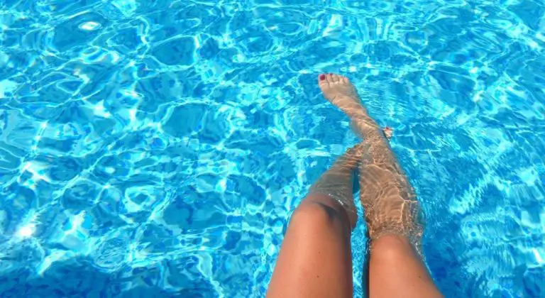 Can Swimming Pools Cause Yeast Infections?
