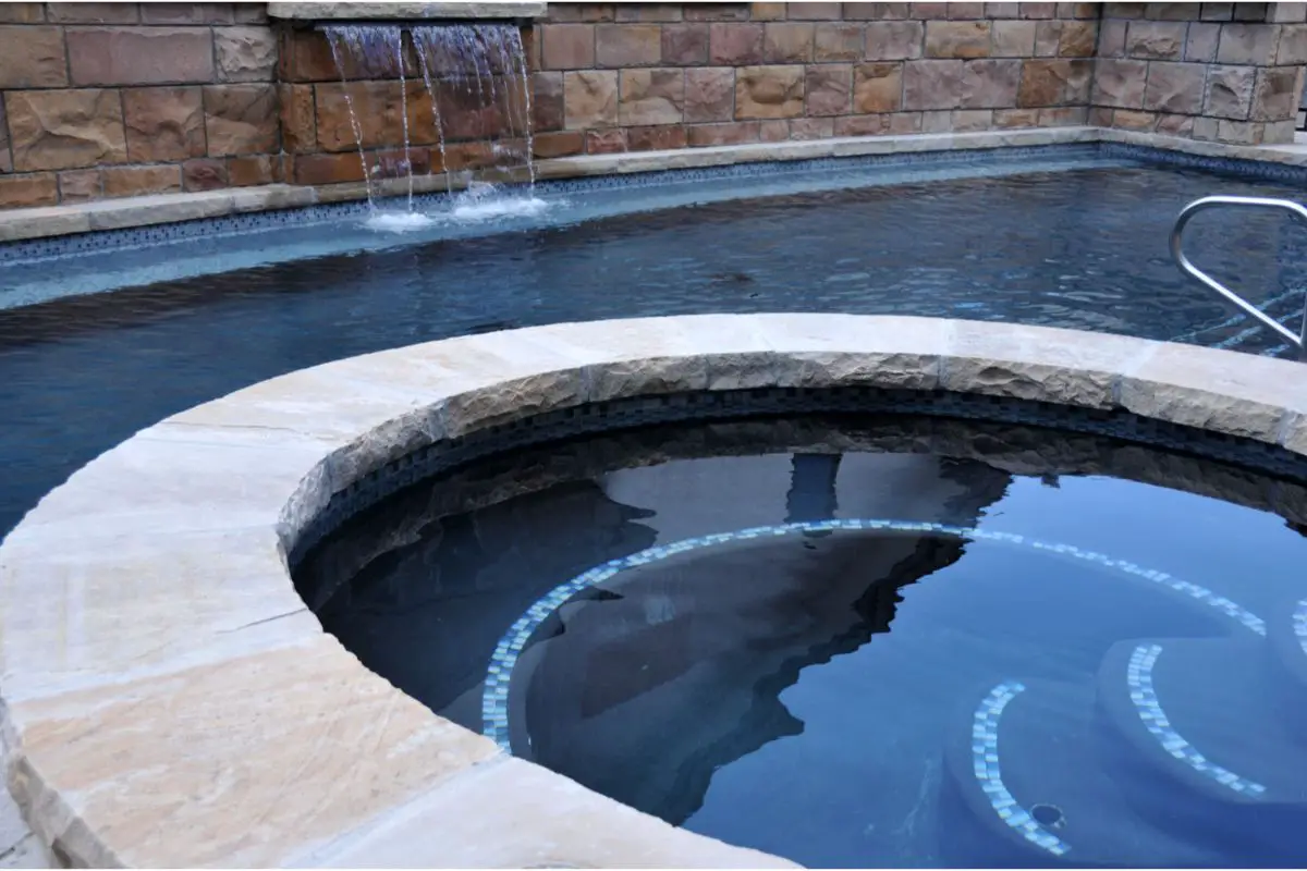 Things To Consider For A Spool Pool